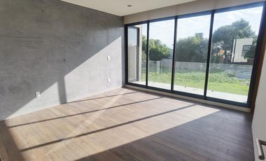 Casa lista para estrear en Residencial