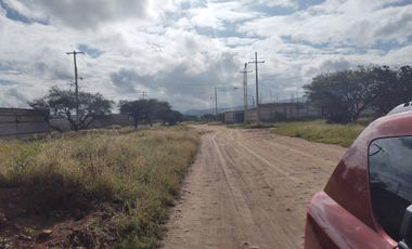 TERRENO EN VENTA EN CENTENARIO TEQUISQUIAPAN CON TITULO DE PROPIEDAD SUP. 250 m2