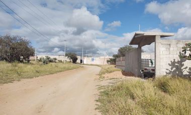 TERRENO EN VENTA EN CENTENARIO TEQUISQUIAPAN CON TITULO DE PROPIEDAD SUP. 250 m2