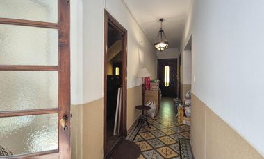 Dos propiedades ideal consultorios y vivienda en San José