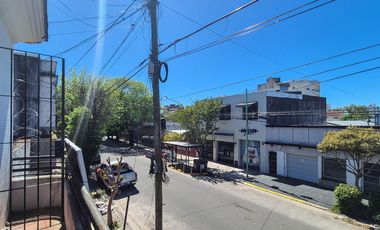 Dos propiedades ideal consultorios y vivienda en San José