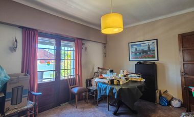 Dos propiedades ideal consultorios y vivienda en San José