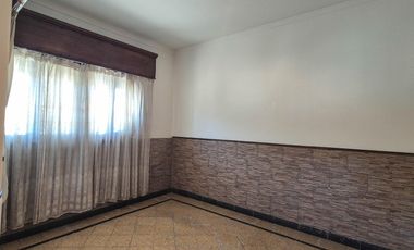 Dos propiedades ideal consultorios y vivienda en San José
