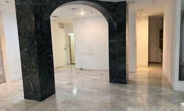 Oficina en Venta Plaza La Silla