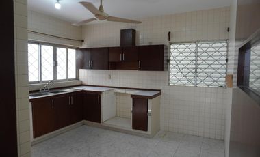 FRACC. REFORMA, Casa en VENTA con doble frente y 3 recamaras