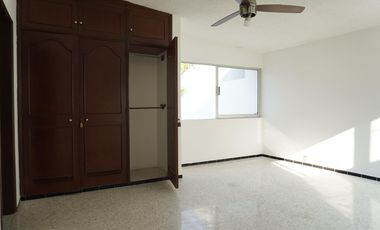 FRACC. REFORMA, Casa en VENTA con doble frente y 3 recamaras