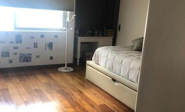 Casa en VENTA, Calle Cerrada en  parte baja San Jerónimo