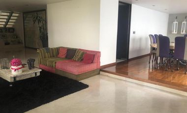Casa en VENTA, Calle Cerrada en  parte baja San Jerónimo