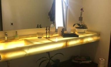 Casa en VENTA, Calle Cerrada en  parte baja San Jerónimo