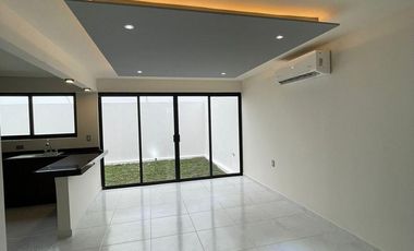 CASA EN PREVENTA EN LOMAS DEL DORADO