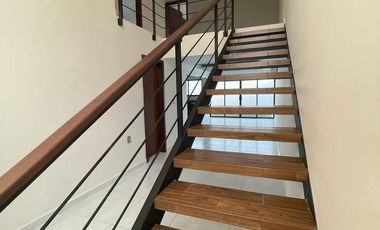 CASA EN PREVENTA EN LOMAS DEL DORADO