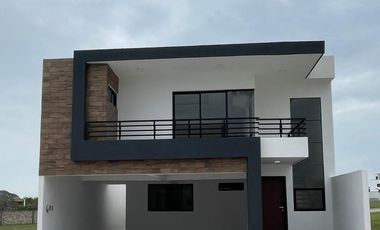 CASA EN PREVENTA EN LOMAS DEL DORADO