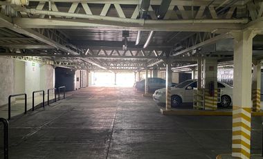 Amplias oficinas en Industrial Vallejo con estacionamientos