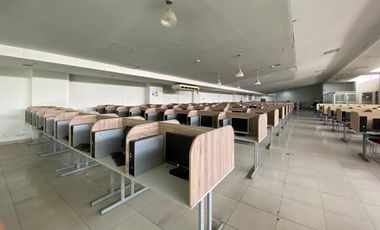 Amplias oficinas en Industrial Vallejo con estacionamientos