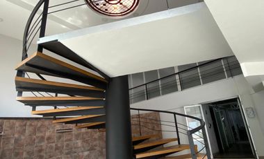 Amplias oficinas en Industrial Vallejo con estacionamientos