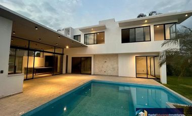 Venta casa a estrenar en Frac. Lomas de Cocoyoc Everest