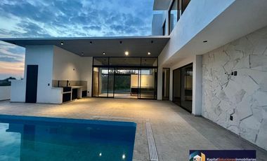 Venta casa a estrenar en Frac. Lomas de Cocoyoc Everest