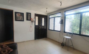 Casa con excelente terreno en Camino Viejo a la Mina cerca a San Pedro Actopan