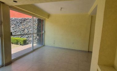 Excelente casa en fraccionamiento cerrado en Tecámac a 5 min del aeropuerto.