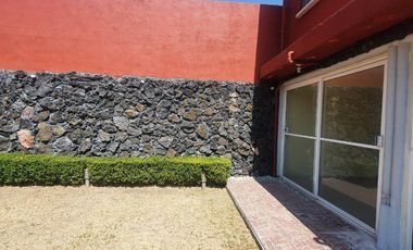 Excelente casa en fraccionamiento cerrado en Tecámac a 5 min del aeropuerto.