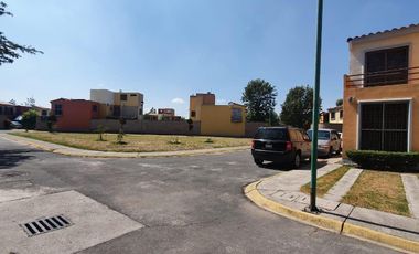 Excelente casa en fraccionamiento cerrado en Tecámac a 5 min del aeropuerto.