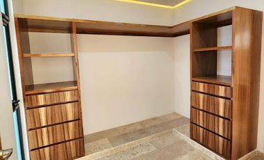 Casa en Venta en Fraccionamiento Lomas del Dorado