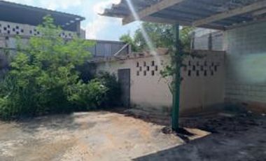 Nave Industrial en venta a tan solo unos metros del aeropuerto de Mérida