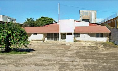 Nave Industrial en venta a tan solo unos metros del aeropuerto de Mérida