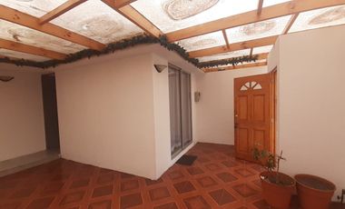 Casa en venta c/ estacionamiento en Alto Hospicio