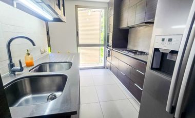 Departamento en arriendo c/ estacionamiento en Barrio El Golf