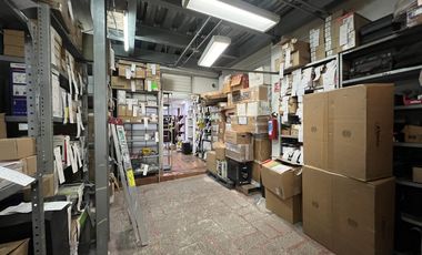 Oficina en la mejor ubicación a pasos de avenidas principales