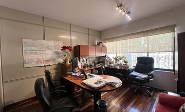 Oficina en la mejor ubicación a pasos de avenidas principales