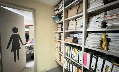 Oficina en la mejor ubicación a pasos de avenidas principales