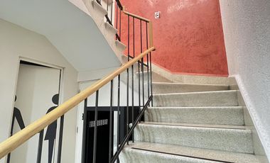 Oficina en la mejor ubicación a pasos de avenidas principales