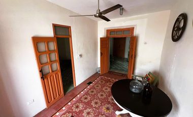 Casa en Venta en el Centro de Mérida , 1hab , 1 baño ,Alberca , Remodelada