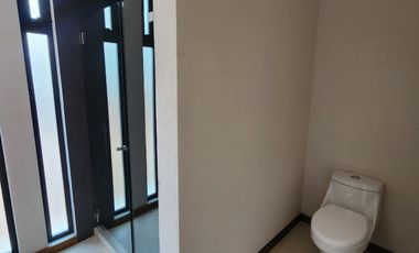 Casa en Venta  Altozano Fraccionamiento privado, Recamara en PB