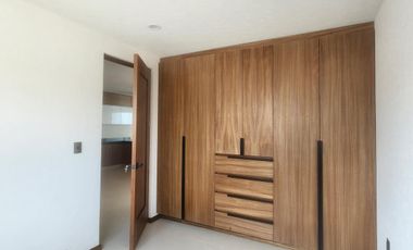 Casa en Venta  Altozano Fraccionamiento privado, Recamara en PB