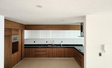 Casa en Venta  Altozano Fraccionamiento privado, Recamara en PB