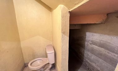 Amplia Casa con local comercial cerca de metro Rio de los Remedios