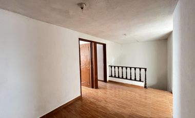 Amplia Casa con local comercial cerca de metro Rio de los Remedios