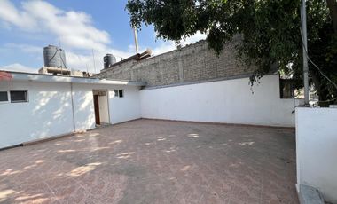 Amplia Casa con local comercial cerca de metro Rio de los Remedios