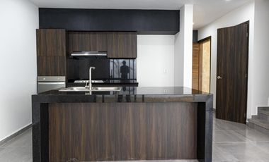 Casa en Venta en Fraccionamiento Villa de Llanes. 