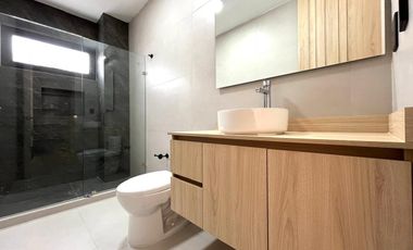 DEPARTAMENTO EN VENTA EN BOSQUES DEL PRADO NORTE GA