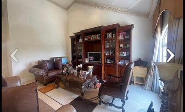 Casa en exclusiva privada dentro de lomas Country Club