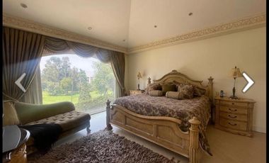 Casa en exclusiva privada dentro de lomas Country Club