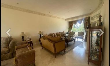 Casa en exclusiva privada dentro de lomas Country Club