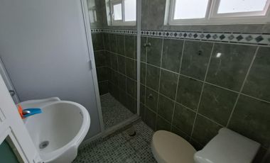 Casa en venta con tres habitaciones y jardín en Tizatlan, Tlaxcala.