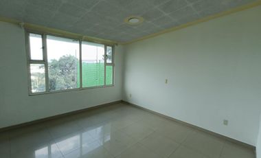Casa en venta con tres habitaciones y jardín en Tizatlan, Tlaxcala.