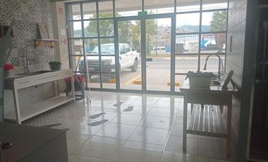 LOCAL EN RENTA EN VIA MORELOS ANTES INTERCERAMIC SUP. 233.80 m2