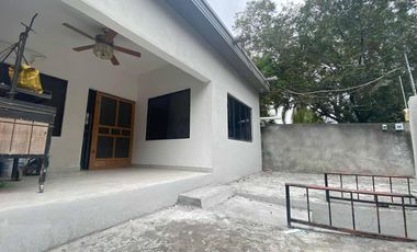 Casa en renta en Santiago N.L., atrás del S-Mart